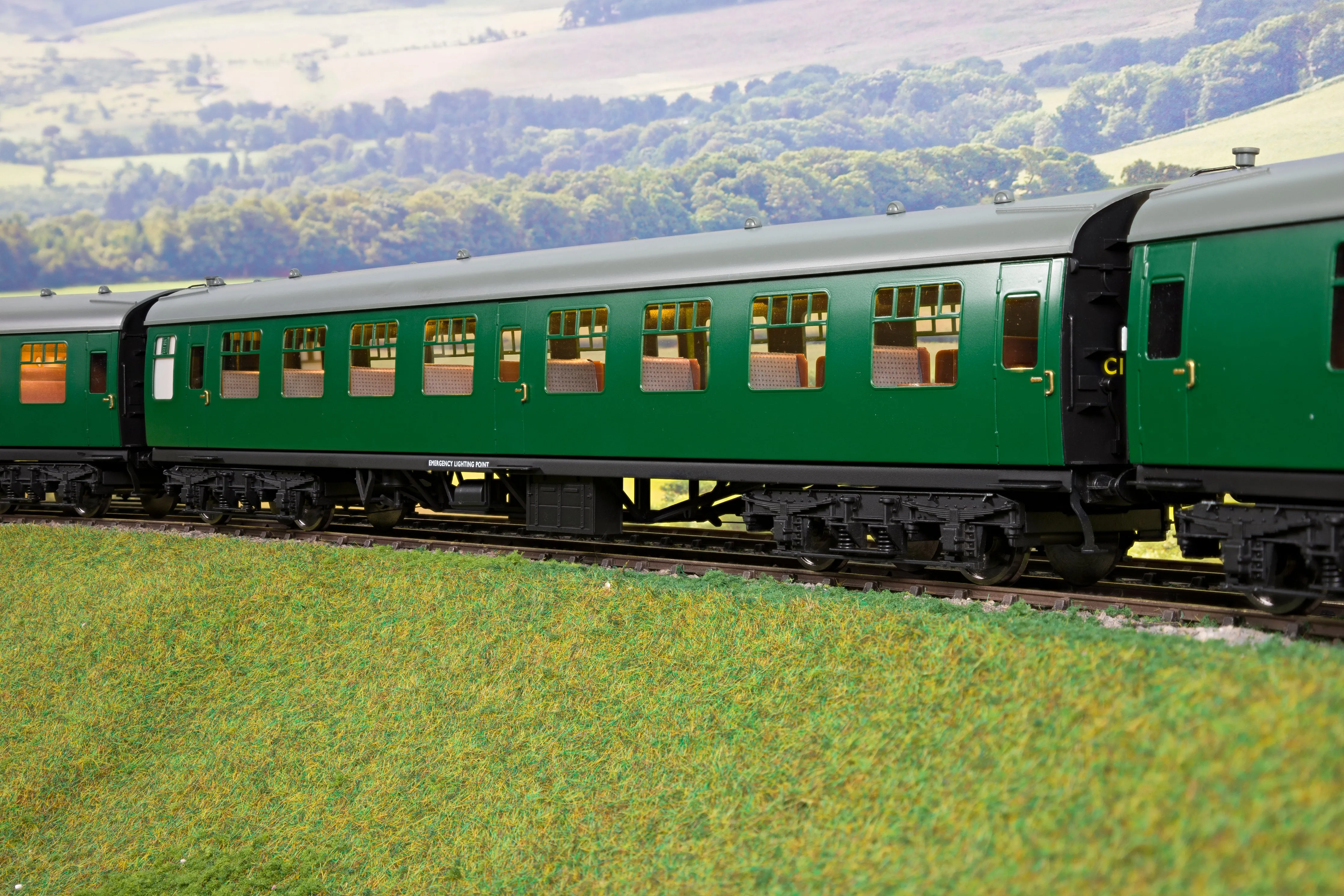 Darstaed D21-3-06 Finescale O Gauge BR Mk1 TSO (Tourist Second Open), SR Green