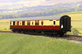 Darstaed D24-2-03RA Finescale O Gauge LNER/BR Thompson Mainline BCK (Brake Composite) Coach, Crimson & Cream 'E10164E'